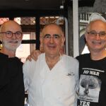 El placer de compartir con amigas y amigos “El Baúl de la Piquer”: platos, copas y coplas entre Valencia y Madrid.