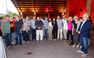 Agradecimiento al «Equipo de Apoyo” por parte de Joaquín Schmidt, premio especial de gastronomía ‘Historias con Delantal’ de Las Provincias